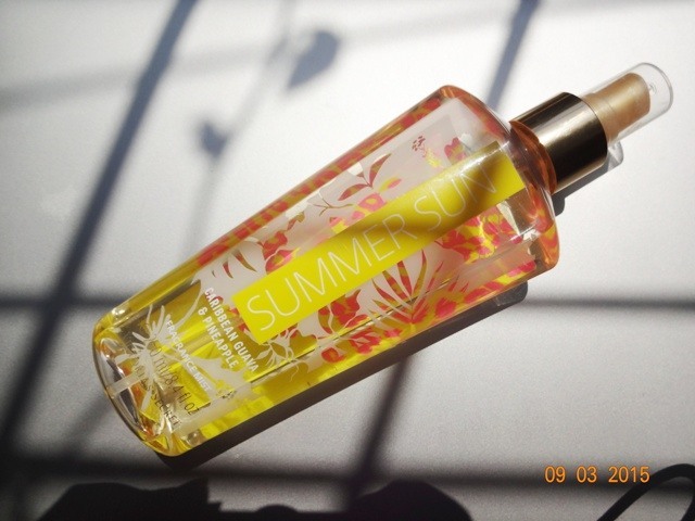 Victoria’s Secret Summer Sun Fragrance Mist  (4)