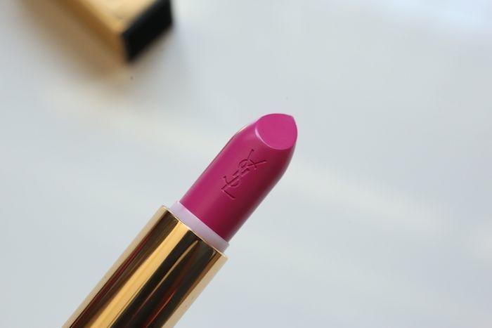 YSL-rouge-pur-couture-fuchsia-pink-swatch