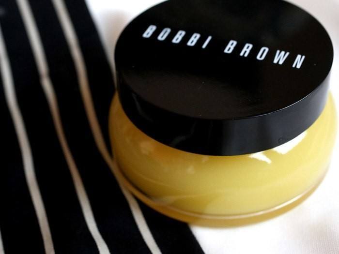 Bobbi Brown Cleansing Balm review, swatch