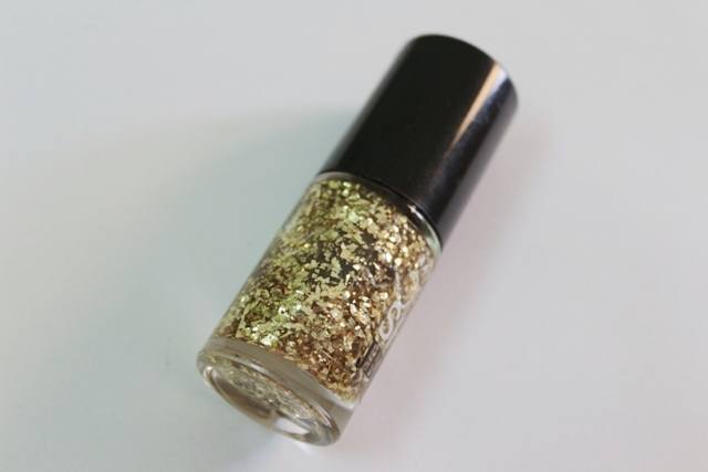 maybelline colorshow Gilded in Gold 1 (2)