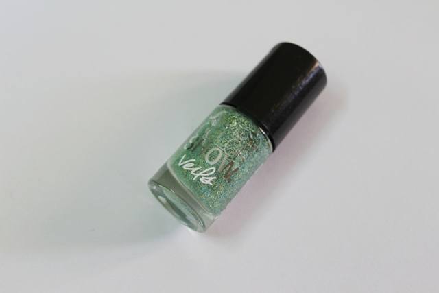 maybelline colorshowTeal Beam 1 (1)