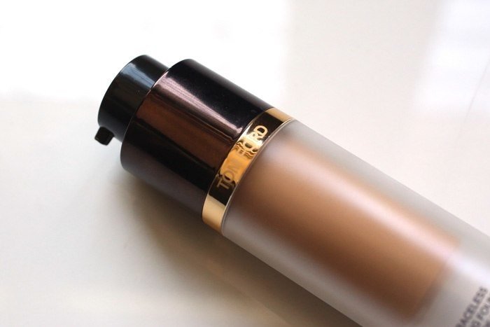 Tom Ford traceless perfecting foundation review