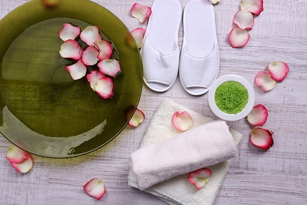 5 Amazing Ways To Use Green Tea Bags On Your Skin Feet