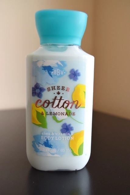 Bath & Body Works Sheer Cotton & Lemonade Body lotion (2)