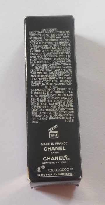 Chanel-Rouge-Coco-Ultra-Hydrating-Roussy-Lip-Color-Review-3