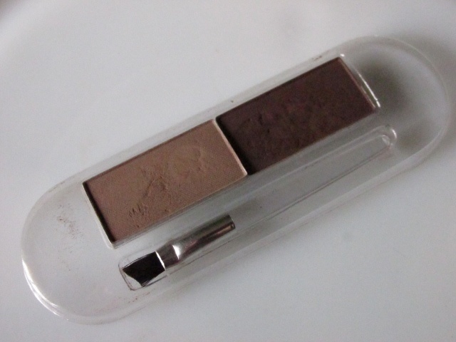 Essence 01 Natural Brunette Style Eyebrow Stylist Set Review