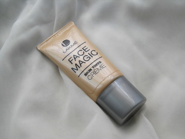 Lakme Face Magic Skin Tints Crème Tube