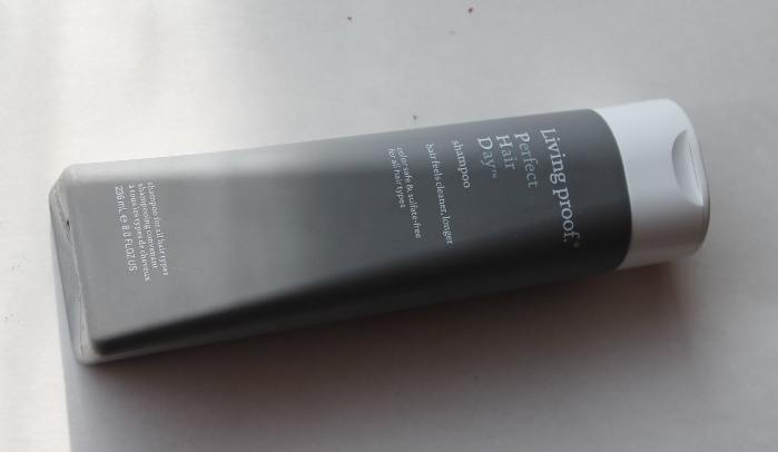Living Proof Perfect Hair Day Shampoo Review8