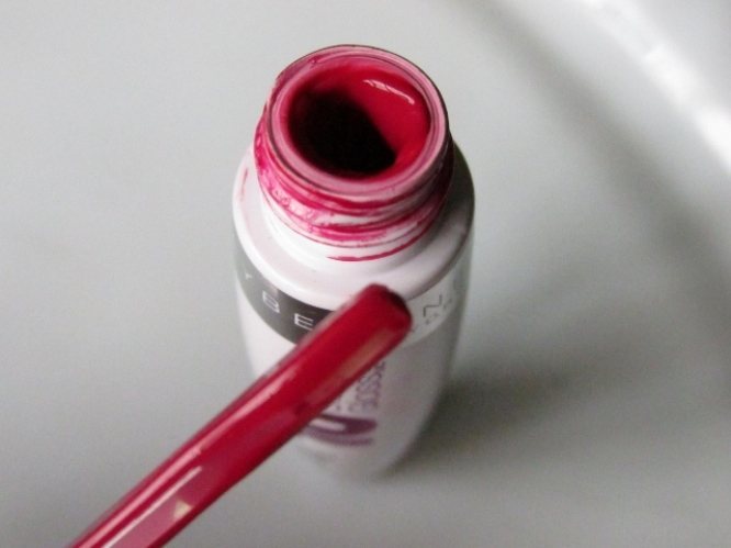 Maybelline Superstay Berry Heavenly 10Hr Stain Gloss Review4
