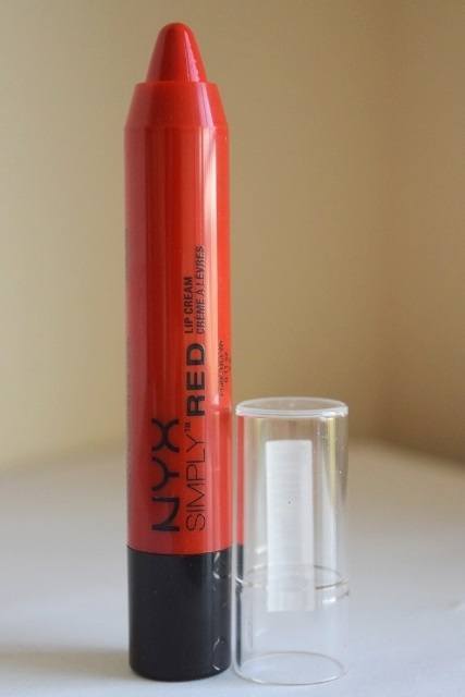 NYX Seduction Simply Red Lip Cream (2)