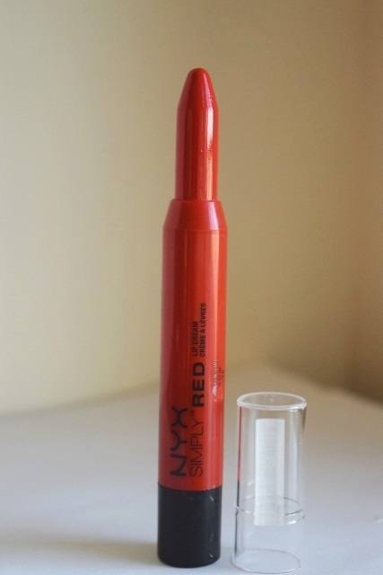 NYX Seduction Simply Red Lip Cream (5)