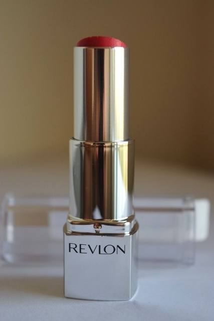 Revlon Ultra HD Lipstick in Hydrangea (5)