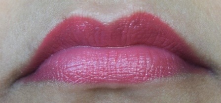 Revlon Ultra HD Lipstick in Hydrangea (7)
