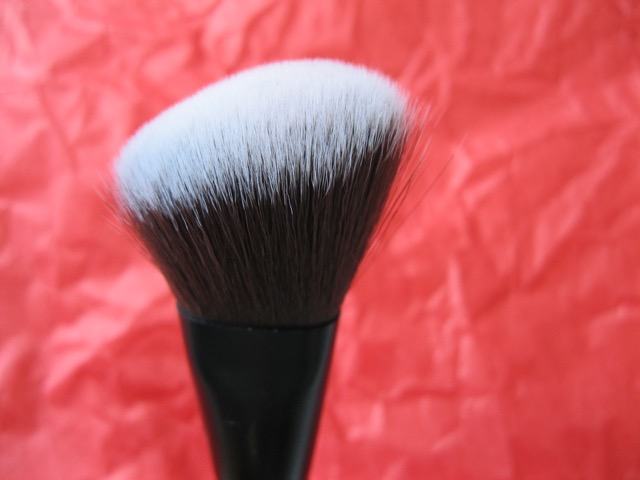 duo fiber makeup brush