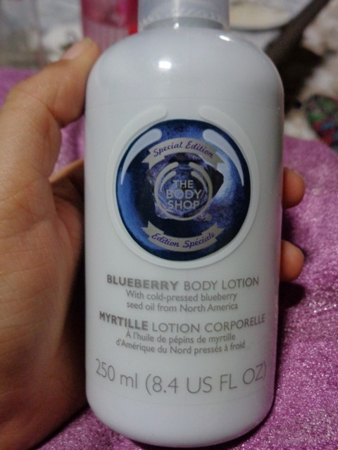The Body Shop Blueberry Body Lotion (1)
