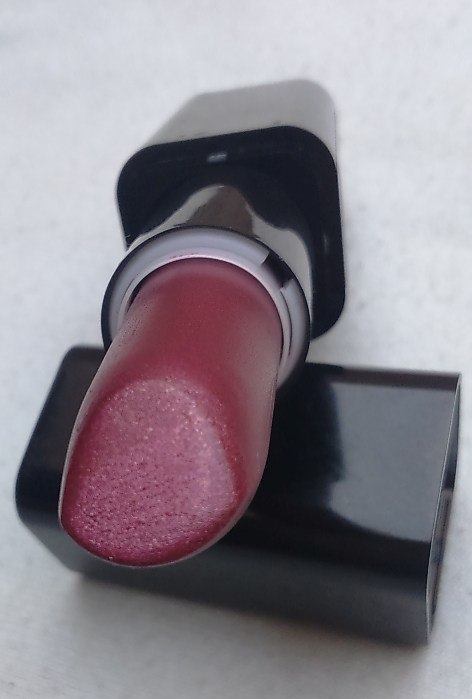 Calvin Klein Desire Delicious Luxury Crème Lipstick Review9