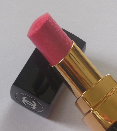 Chanel #98 Etourdie Rouge Coco Shine Hydrating Sheer Lipshine (7)