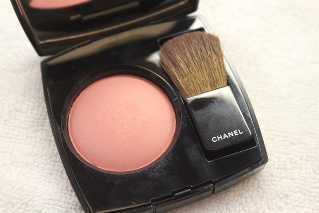 Chanel 99 Rose Pétale Joues Contraste Powder Blush 13