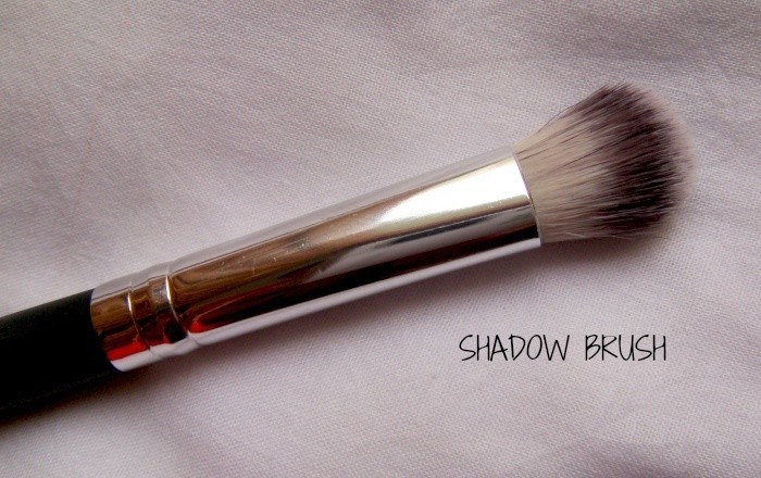 Crown Deluxe Infinity ShadowCrease Duet Brush Review