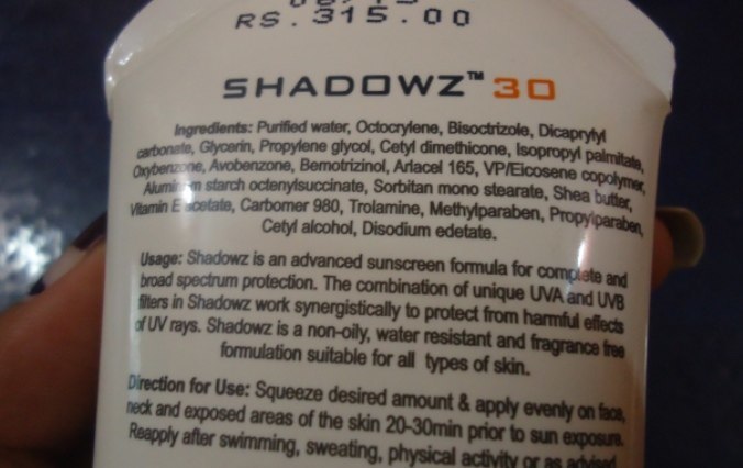 Dr. Reddy's Shadowz Sunscreen Lotion SPF 30 Review2
