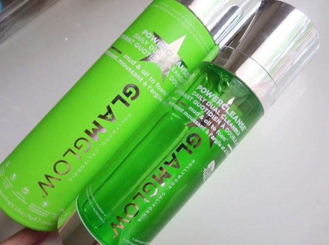 Glamglow PowerCleanse Daily Dual Cleanser  (3)