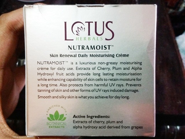 Lotus Herbals Nutramoist Skin Renewal Daily Moisturising Creme SPF-25  (2)