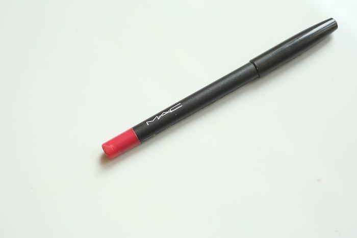 MAC Prolongwear lip pencil dynamo