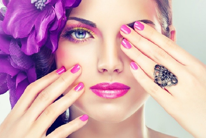 10 Ways To Keep Your Manicure Last Longer