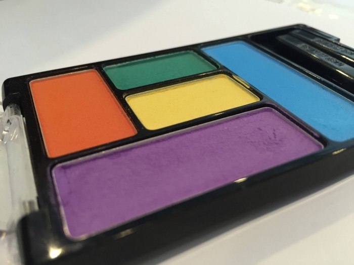 Wet n Wild Art in the Streets Color Icon Eyeshadow Palette 