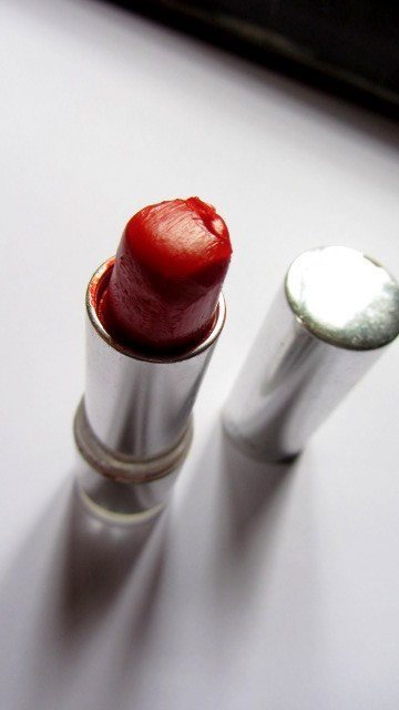 Catrice Cosmetics 20 Red or Bad Ultimate Shine Gel Lip Colour (28)