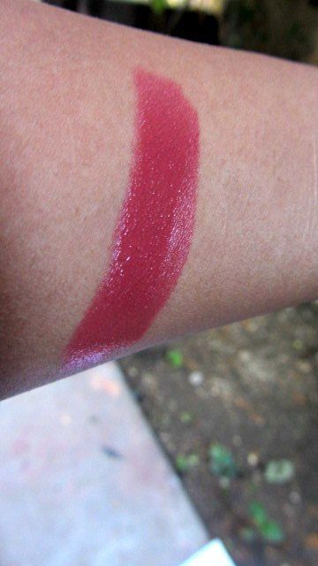 Catrice Cosmetics 50 Upside Brown Ultimate Shine Gel Lip Colour (1)