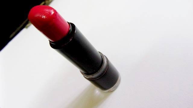 Catrice 110 Pink Me Up Ultimate Colour Lipstick
