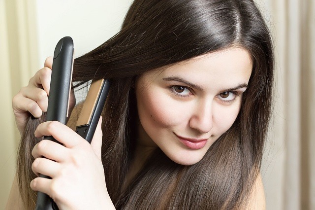 Common Mistakes you Might be Making while Hair Straightening