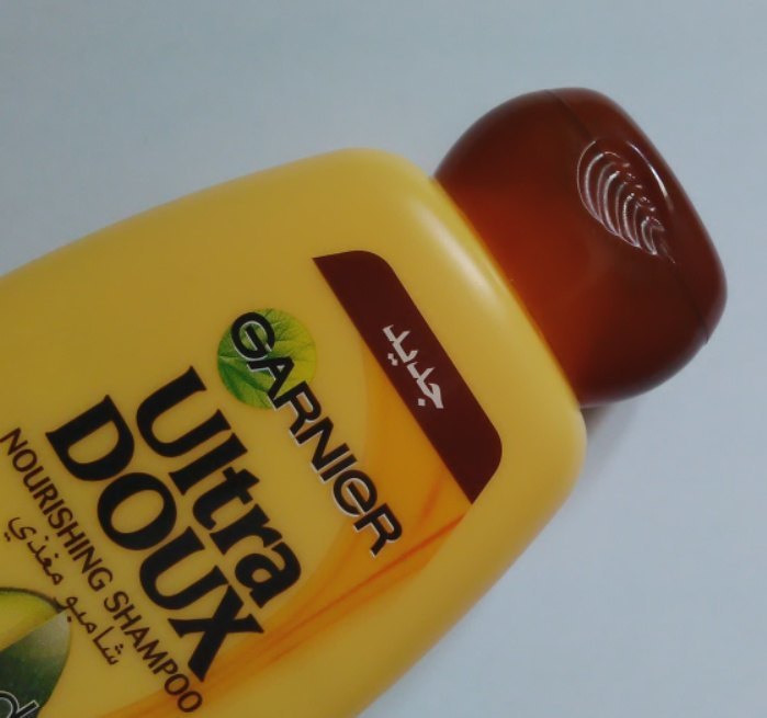 Garnier Ultra Doux Avocado Oil and Shea Butter Nourishing Shampoo Review4