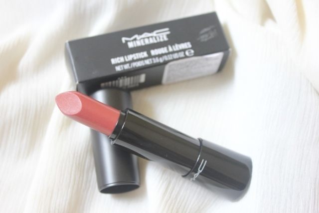 MAC Glamour Era Mineralize Rich Lipstick (6)