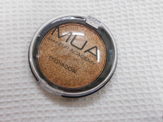 MUA Pearl Eyeshadow in Copper