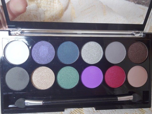 Makeup Academy 12 Shade Glamour Nights Palette (6)