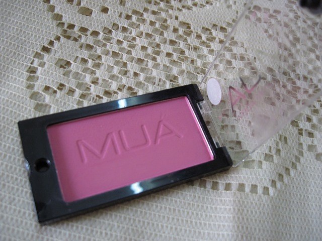 Makeup Academy Blush in Marshmallow (5)