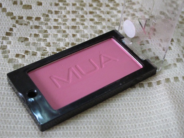 Makeup Academy Blush in Marshmallow