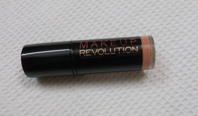 Makeup Revolution London Amazing Lipstick in Nude