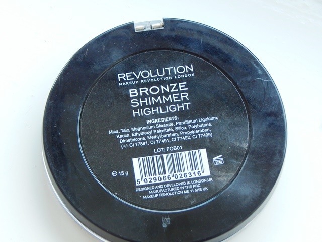 Makeup Revolution London Bronze Shimmer Highlight (3)