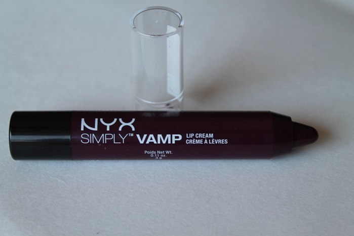 NYX Bewitching Simply Vamp Lip Cream Review5