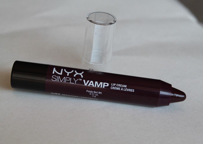 NYX Bewitching Simply Vamp Lip Cream Review6