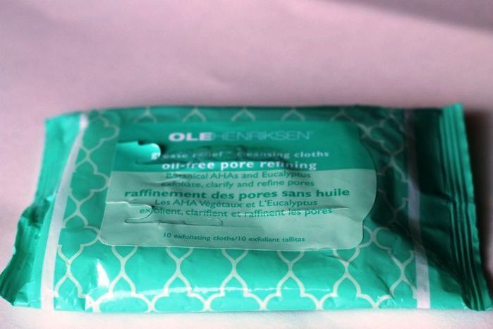 Ole Henriksen Oil Free Pore Refining Cleansing Cloths Review
