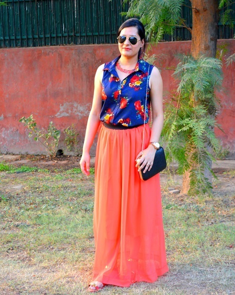 Outfit of the Day Floral Blouse with Neon Maxi Skirt (4)