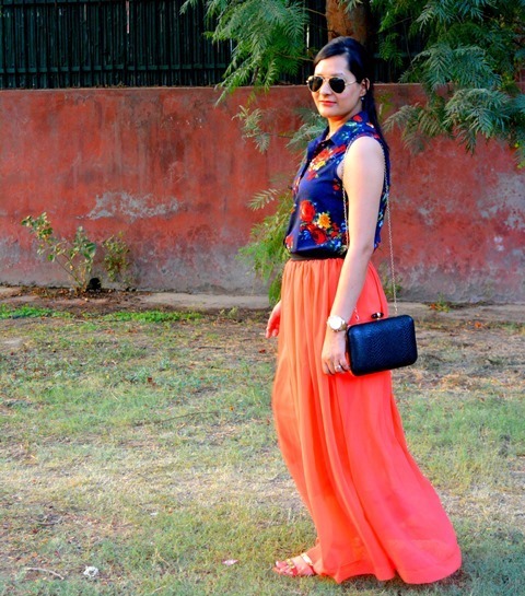 Outfit of the Day Floral Blouse with Neon Maxi Skirt (6)