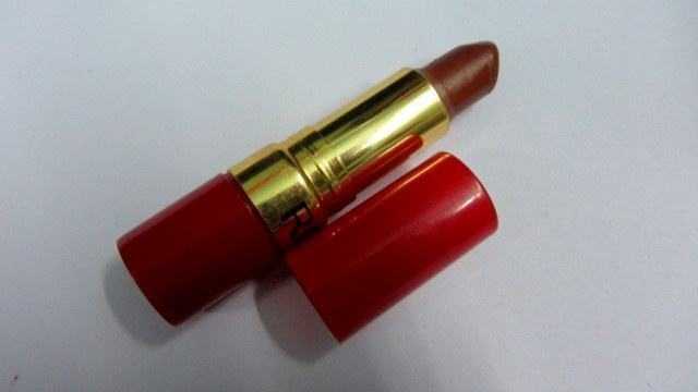 Revlon #50 Matte Brownie Velvet Touch Lipstick Review (2)