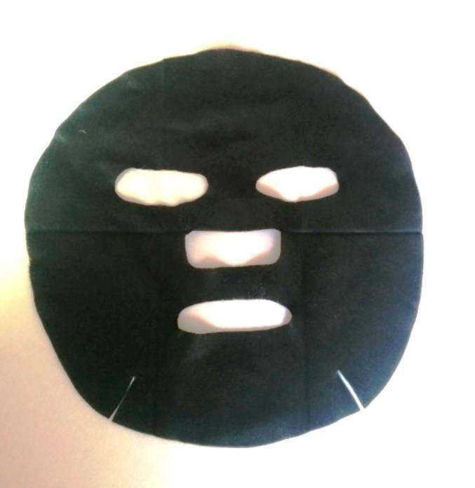 SNP Charcoal Mineral Black Ampoule Mask Review5