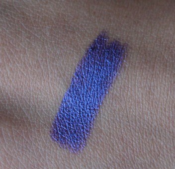 Sephora Collection 14 Violet Crayon Jumbo 12HR Wear Waterproof Liner Review14