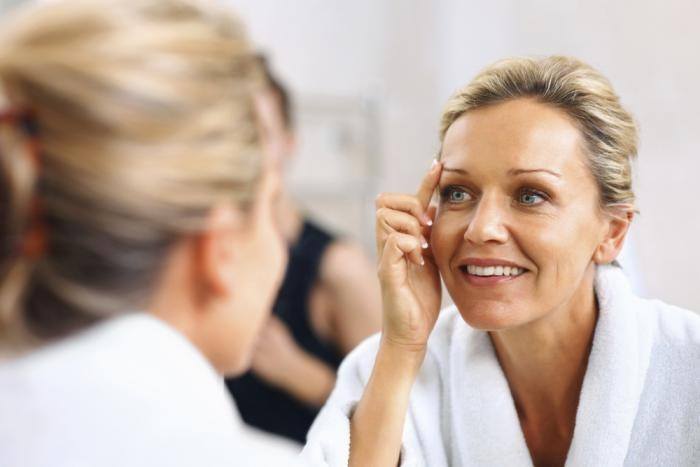 Skincare Tips for Women in their 40s